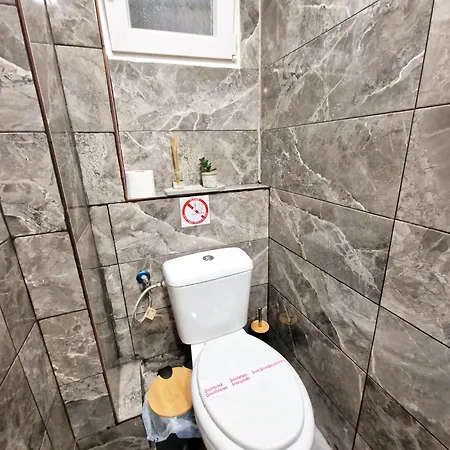 Apartment Closer 