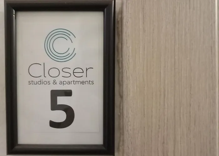 Closer 